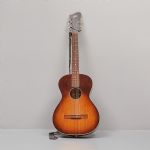 467008 Guitar